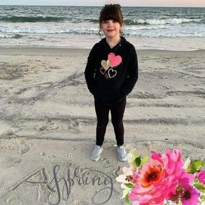 Meet your Posher, Leslie